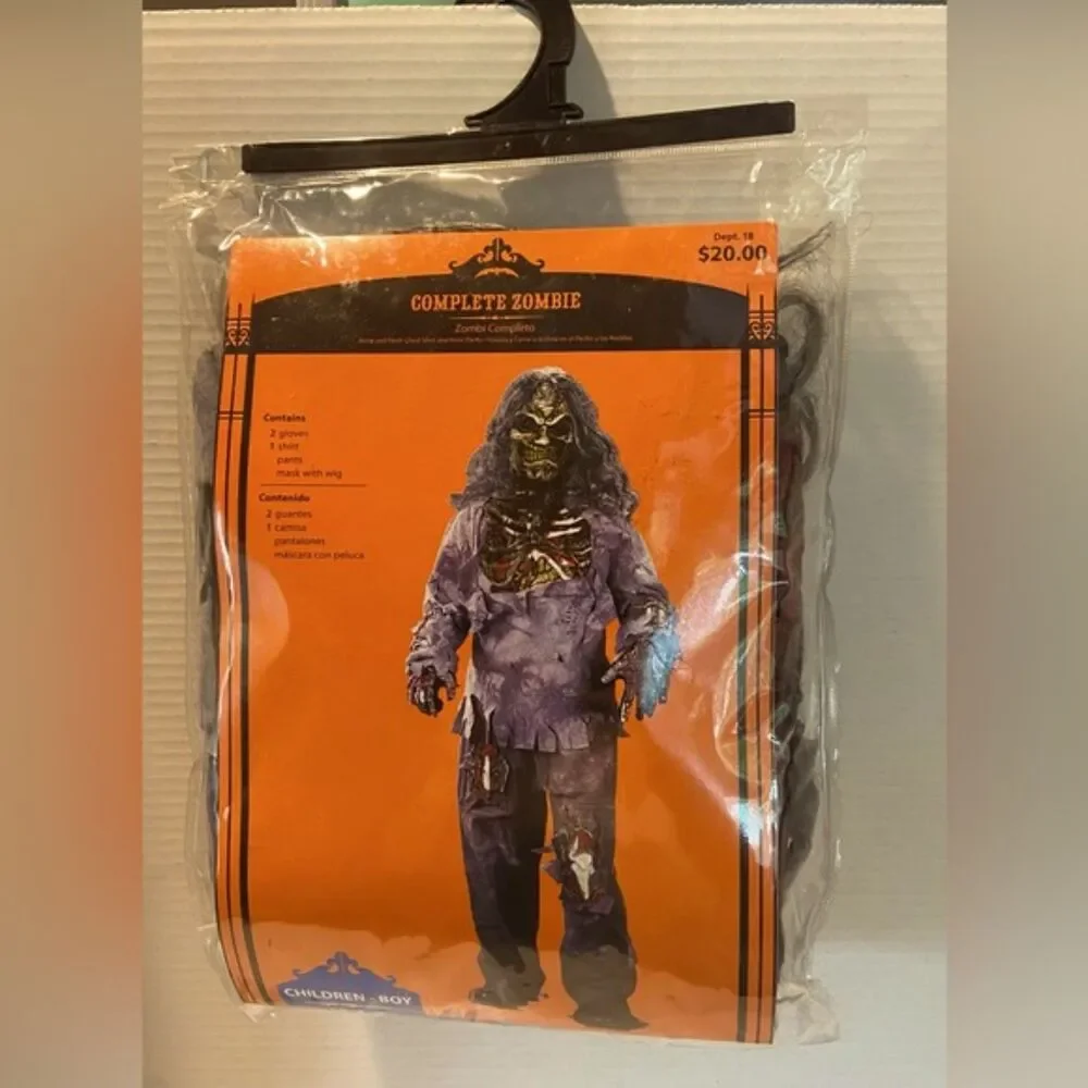 Fun World creepy complete